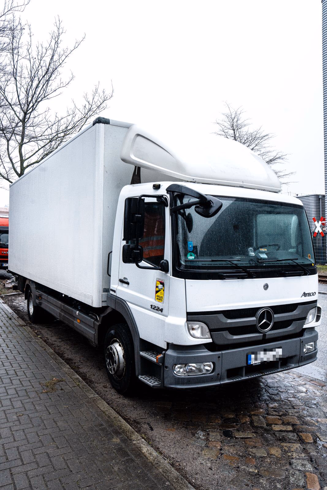 Mercedes Atego 1224 von Fuhrmann Umzüge in Hamburg