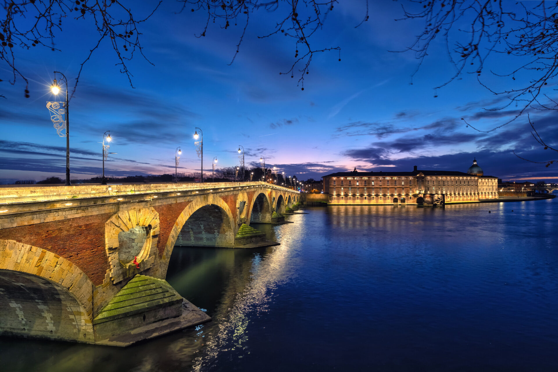 Umzug Hamburg Toulouse mit Fuhrmann Umzüge Umzug Hamburg Toulouse mit Fuhrmann Umzüge